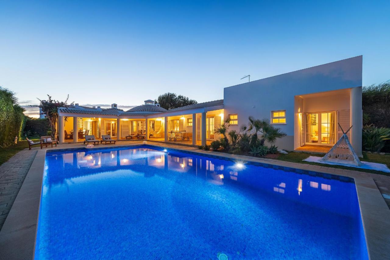 אלבופיירה Villa Dome By Ocvillas מראה חיצוני תמונה